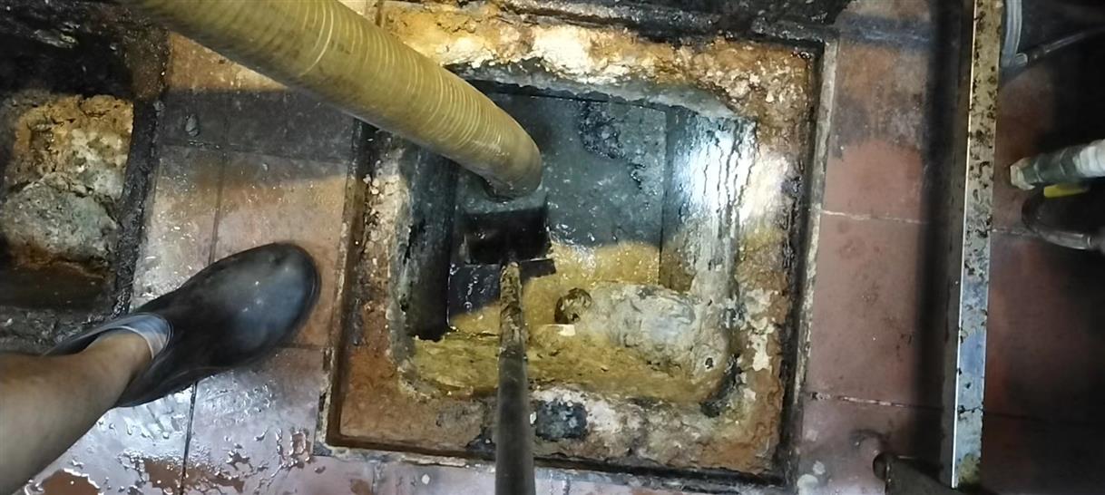 台儿庄污水池清理一般都有毒气，怎么预防中毒呢？